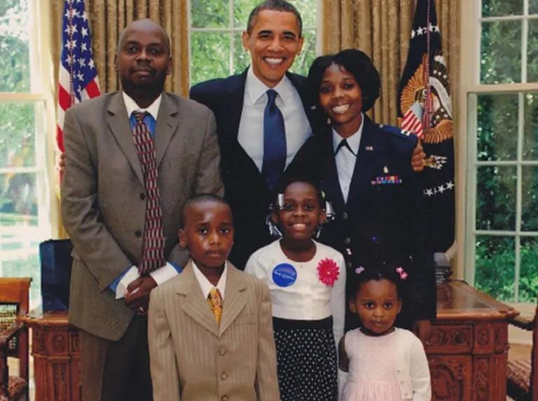 2010年，卡罗尔一家与当时美国总统奥巴马